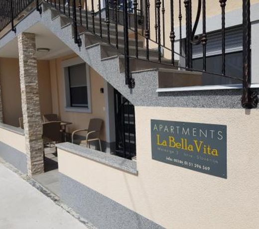 La Bella Vita Marezige