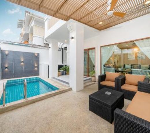 Private pool Spa HOuse in Down Town Patong