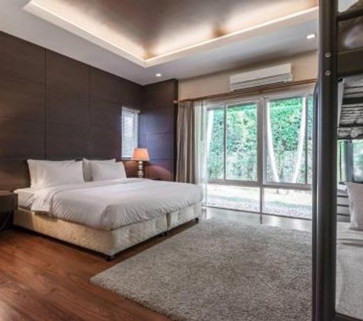 AnB Poolvilla Grand Modern 3BR Jomtien for 10pax
