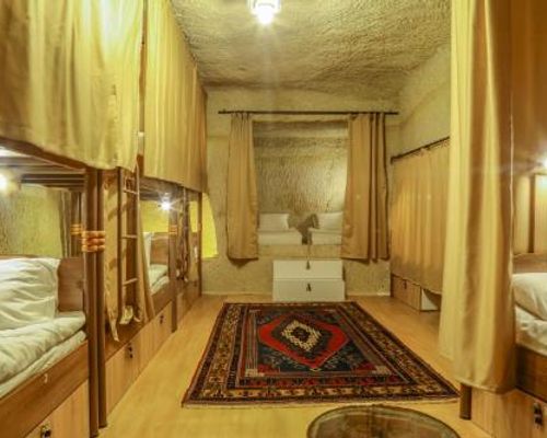 Homestay Cave Hostel - Гореме - фото 1