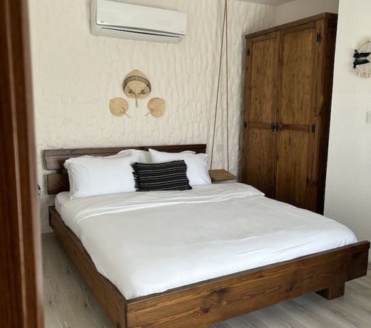 Pupa Alaçatı Butik Otel