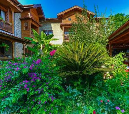 Hotel Villa Önemli