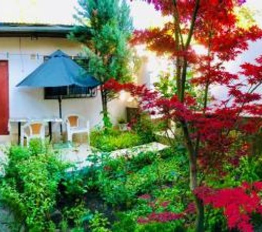 Mini-dacha on Frantsuzsky Bulvar,17