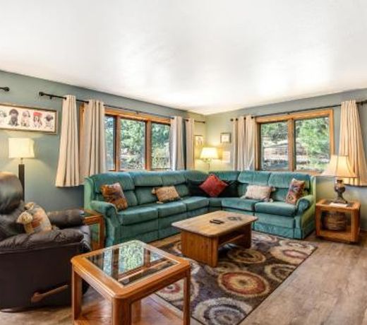 2 Bed 2 Bath Vacation home in Estes Park