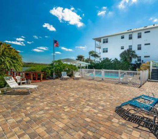 Seashell 19, 2 Bedrooms, Pool Access, WiFi, Sleeps 6, Walk to Beach