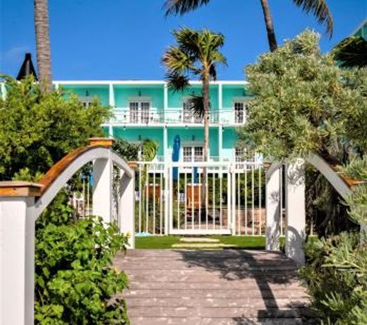 Grassy Flats Resort & Beach Club