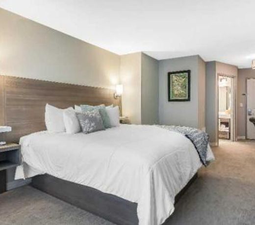 Lakes Inn at Dunvilla