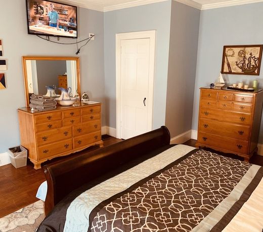 Centennial Inn Bed & Breakfast