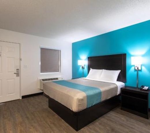 Motel 6-Greenville, SC - I-85 Near Downtown