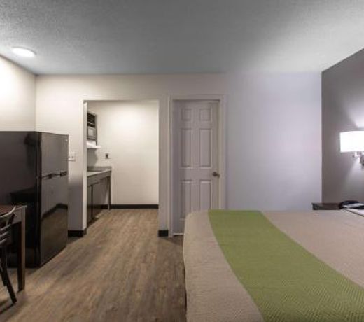 Studio 6-Greenville, SC - I-85 Near Downtown