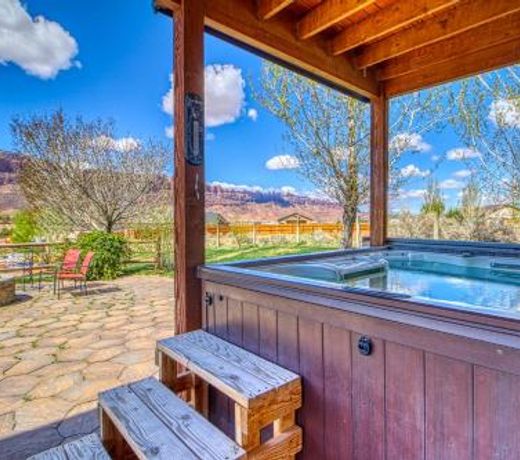 5 Bed 3 Bath Vacation home in Arches National Park