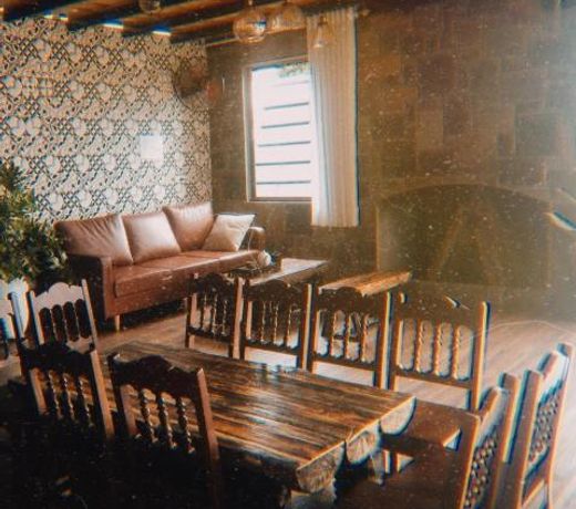 Bach Xanh House. NhÃ  á»ng khÃ³i