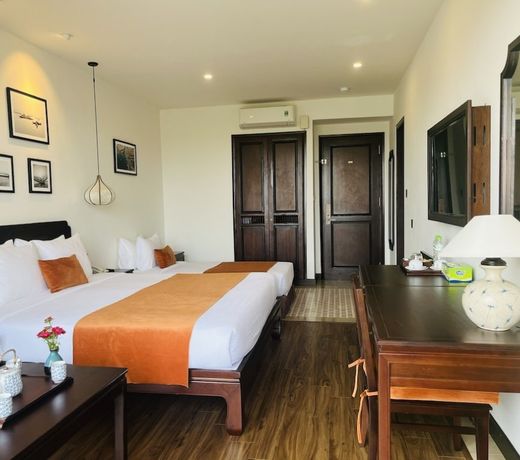 Roxana River Villa
