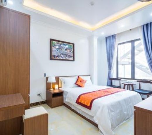 Äinh Gia Hotel