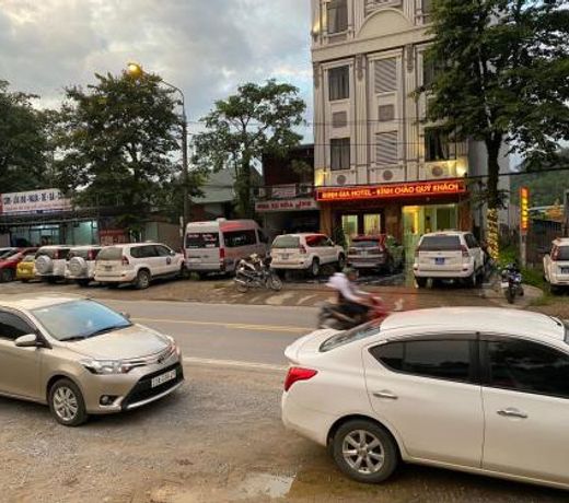 Äinh Gia Hotel