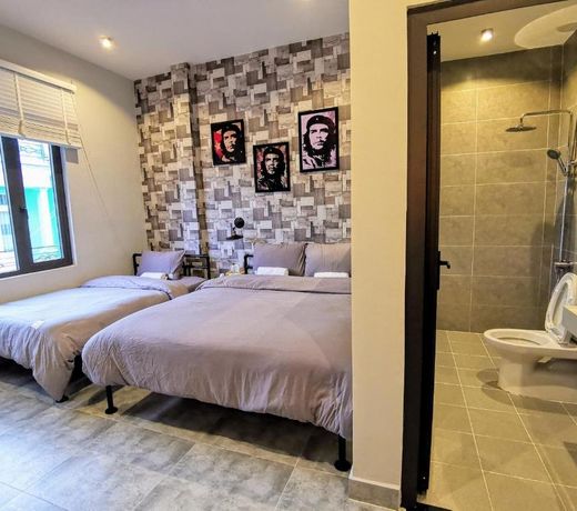 Dalat Che House