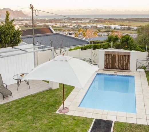 Somerset View Guest House