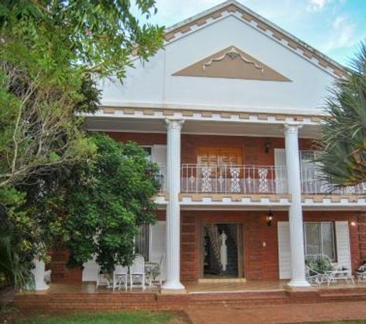 Hamilton Urban Farm Guest House