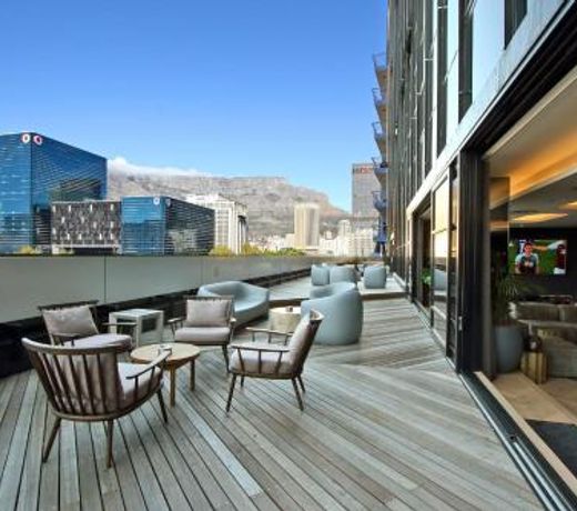 Penthouse Henning@The Onyx