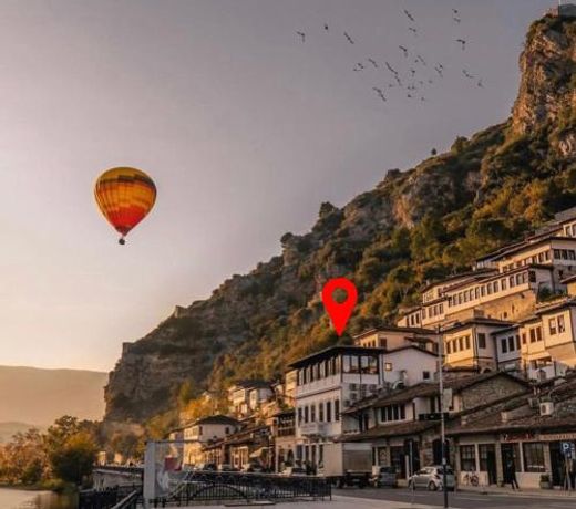 White House Berat