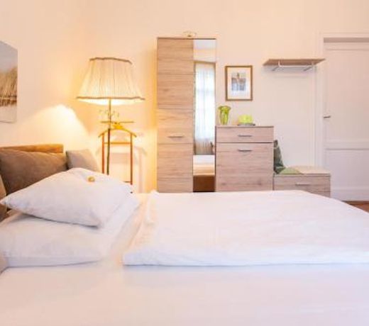 Hübsches Privatzimmer mit Bad