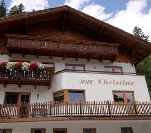 Apart Christine