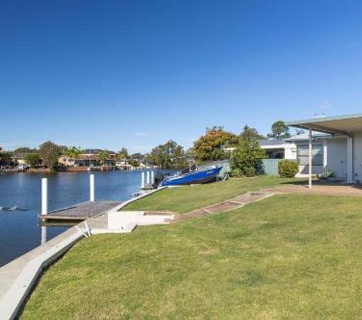 23 Elouera Crescent