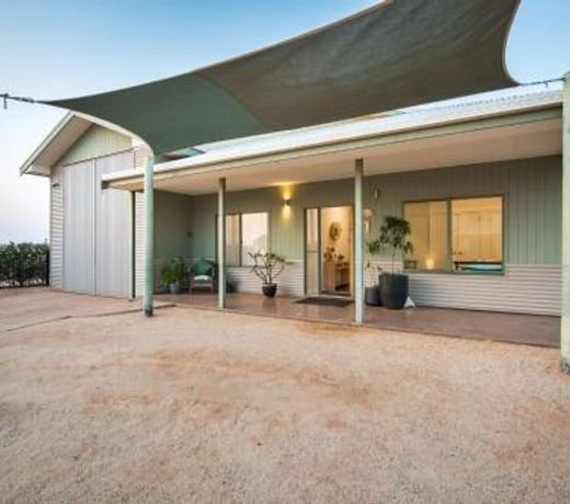 1 Kestrel Place - Jetty
