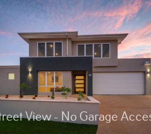 32 Corella Court