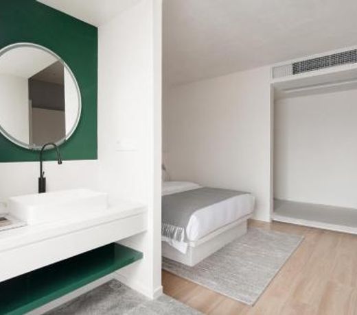 Chongqing White Inn