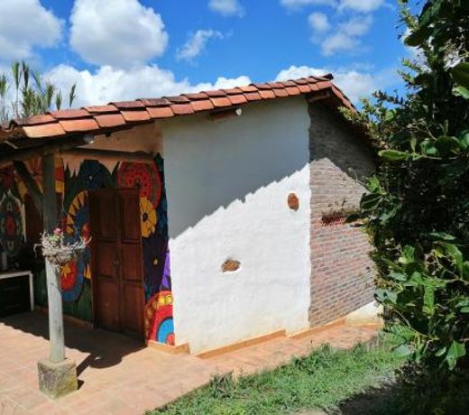 El Refugio Hostel CuritÃ­