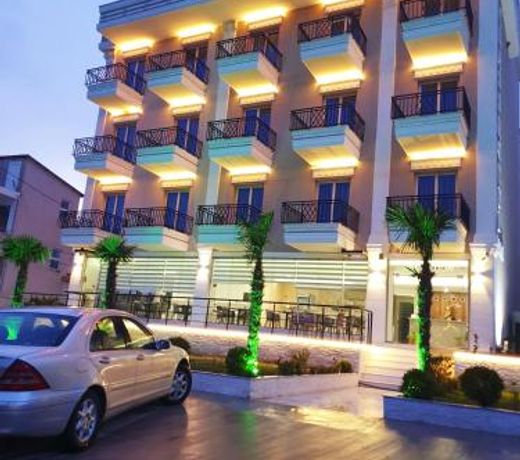 CLASS Hotel