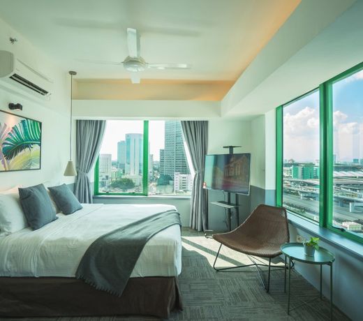 Z HOTEL