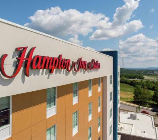 Hampton Inn & Suites Nashville North Skyline