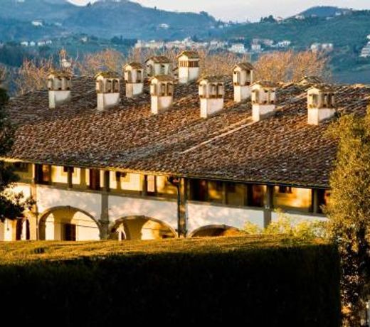 Tenuta di Artimino Hotel