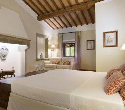 Tenuta di Artimino Hotel