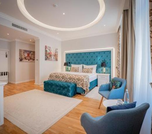 Golden Key Boutique Hotel