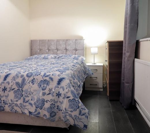 WELSTEAD HOUSE - DELUXE GUEST ROOM 4