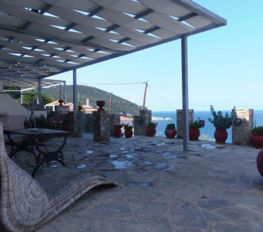 Studios Milos Skopelos-Where the Sea Meets the Sky