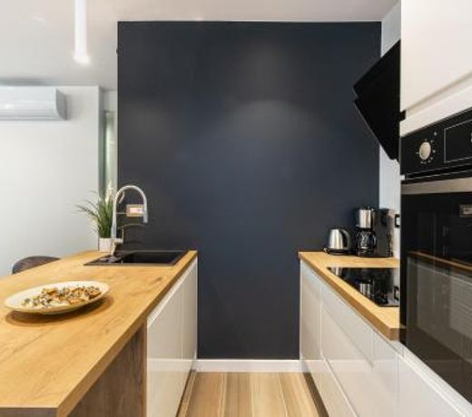 Downtown Marcius Luxury Apartment with Jacuzzi & Sauna