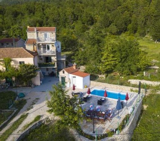 Villa Ljubini Dvori in Tucepi, private pool