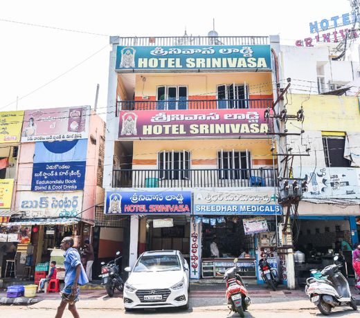 OYO 36583 Hotel Srinivasa Residency