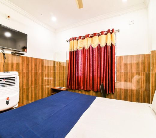 OYO 36583 Hotel Srinivasa Residency