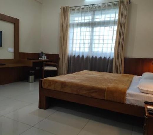 KSTDC KumaraKrupa Hotel