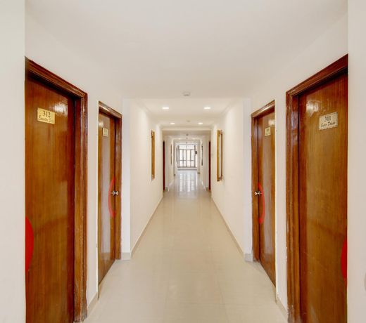 Collection O 37784 Hotel Sarthi Block A Sector 53