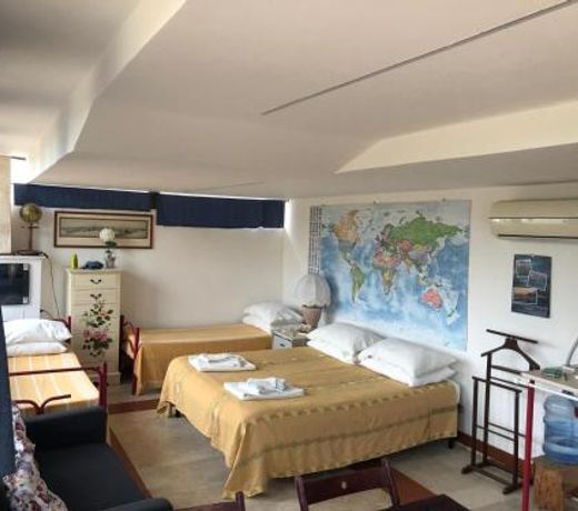 Camilla House
