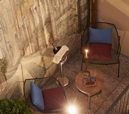 73 Boutique Hotel