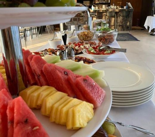 Avanti Hotel & Spa