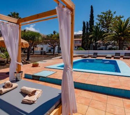 RESIDENCIAL LOS CASTELLANOS