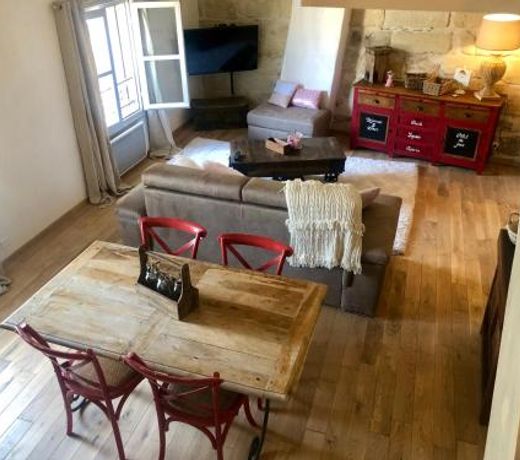 DUPLEX CENTRE HISTORIQUE UZES